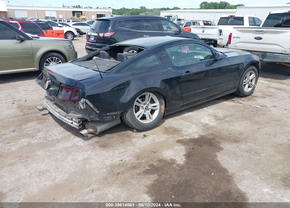 2014 FORD MUSTANG V6 VIN: 1ZVBP8AM2E5311649