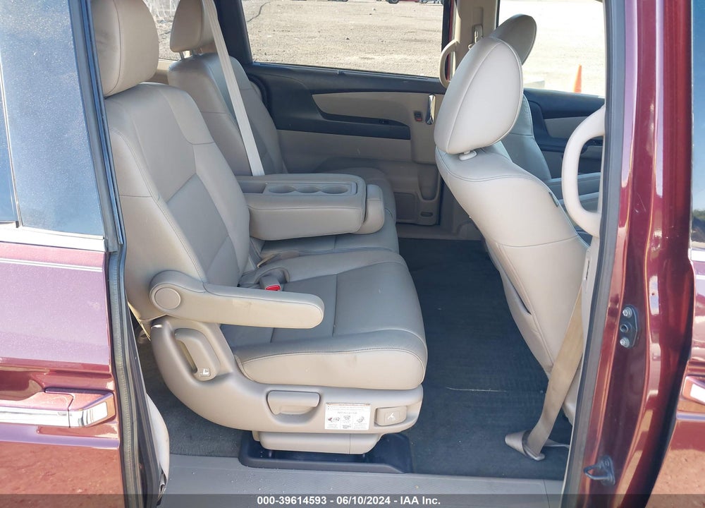 2016 HONDA ODYSSEY TOURING/TOURING ELITE VIN: 5FNRL5H96GB043915