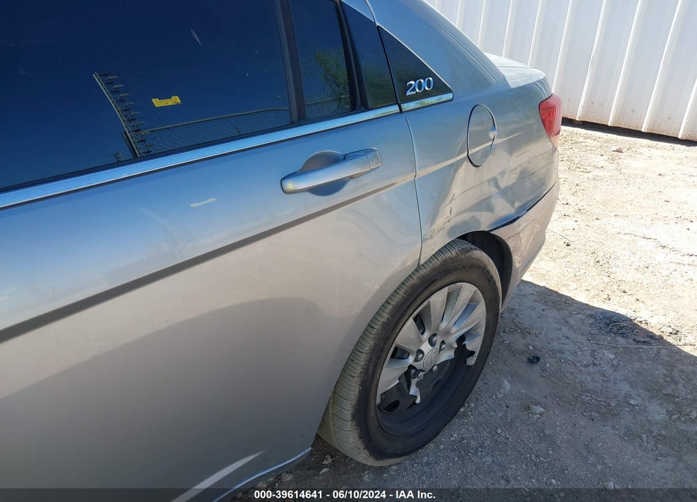 2014 CHRYSLER 200 LX VIN: 1C3CCBAB9EN170405
