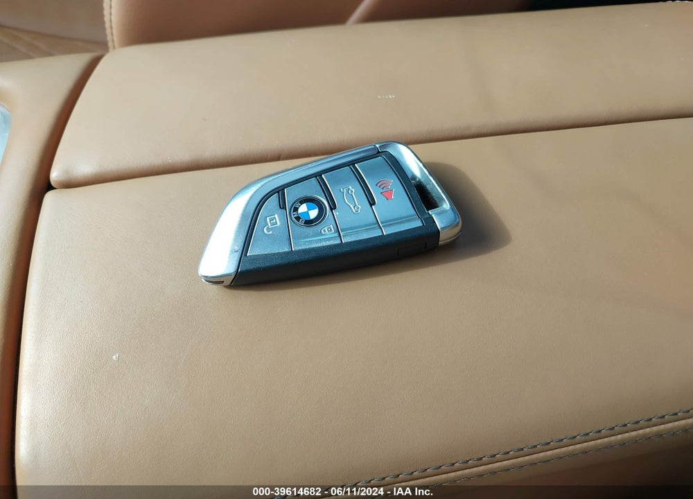 2016 BMW 750I VIN: WBA7F0C55GGL99927