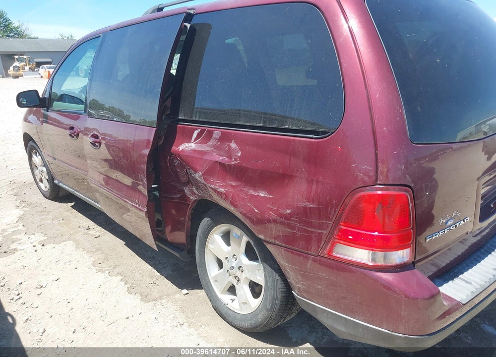 2006 FORD FREESTAR SE VIN: 2FMZA51636BA11985