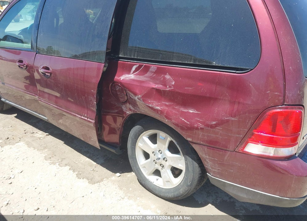 2006 FORD FREESTAR SE VIN: 2FMZA51636BA11985