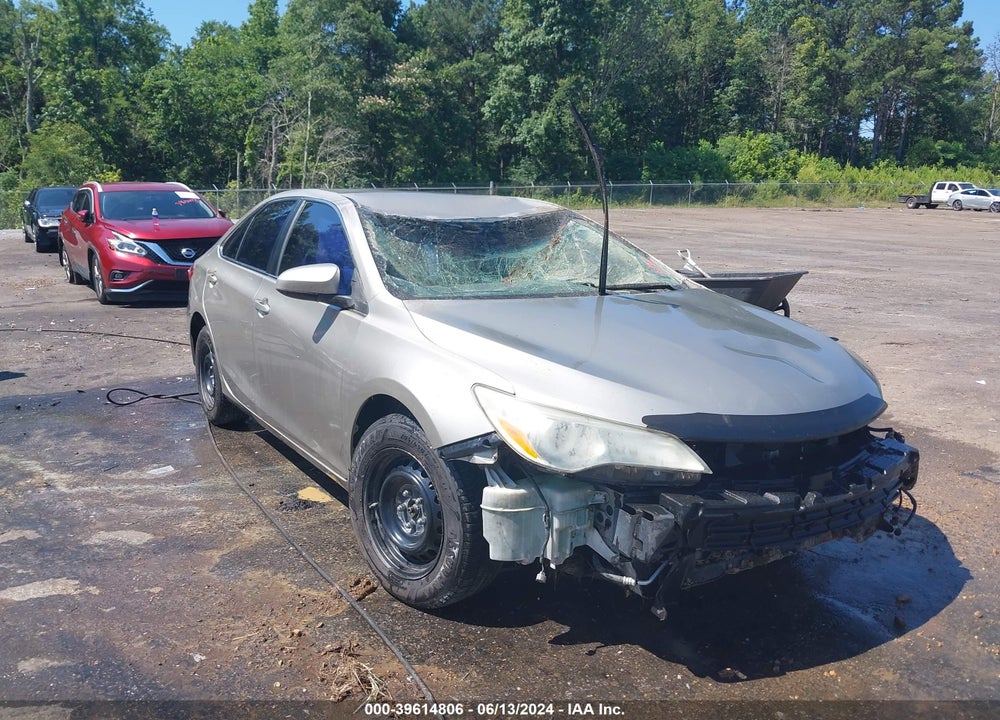2016 TOYOTA CAMRY LE VIN: 4T4BF1FK3GR559486