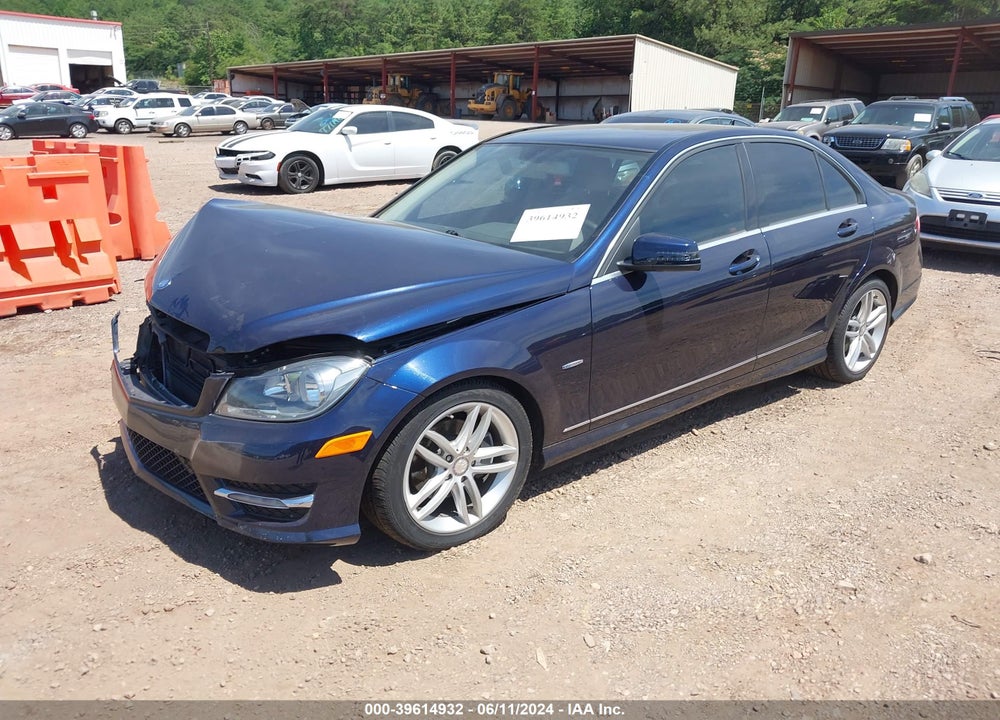 2012 MERCEDES-BENZ C 250 LUXURY/SPORT VIN: WDDGF4HB6CR210084