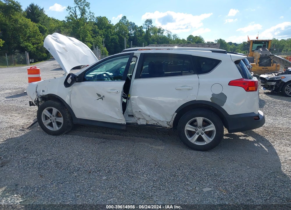 2013 TOYOTA RAV4 XLE VIN: 2T3RFREVXDW046113