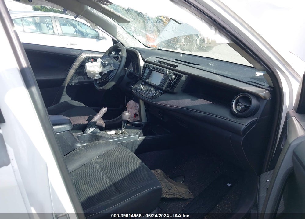 2013 TOYOTA RAV4 XLE VIN: 2T3RFREVXDW046113