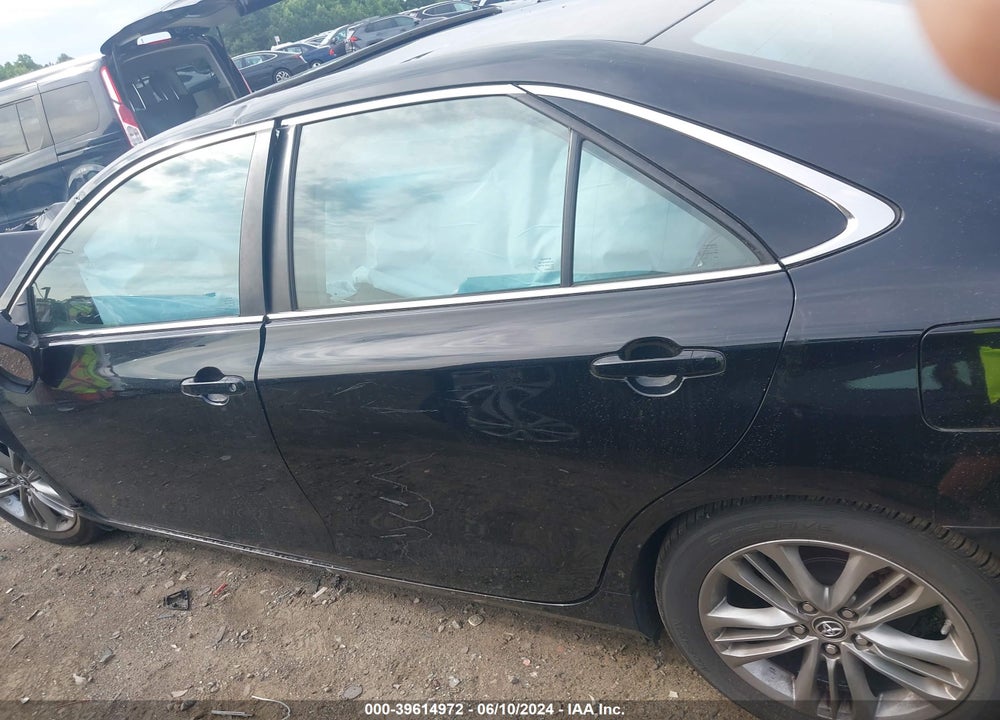 2015 TOYOTA CAMRY SE VIN: 4T1BF1FK7FU098575
