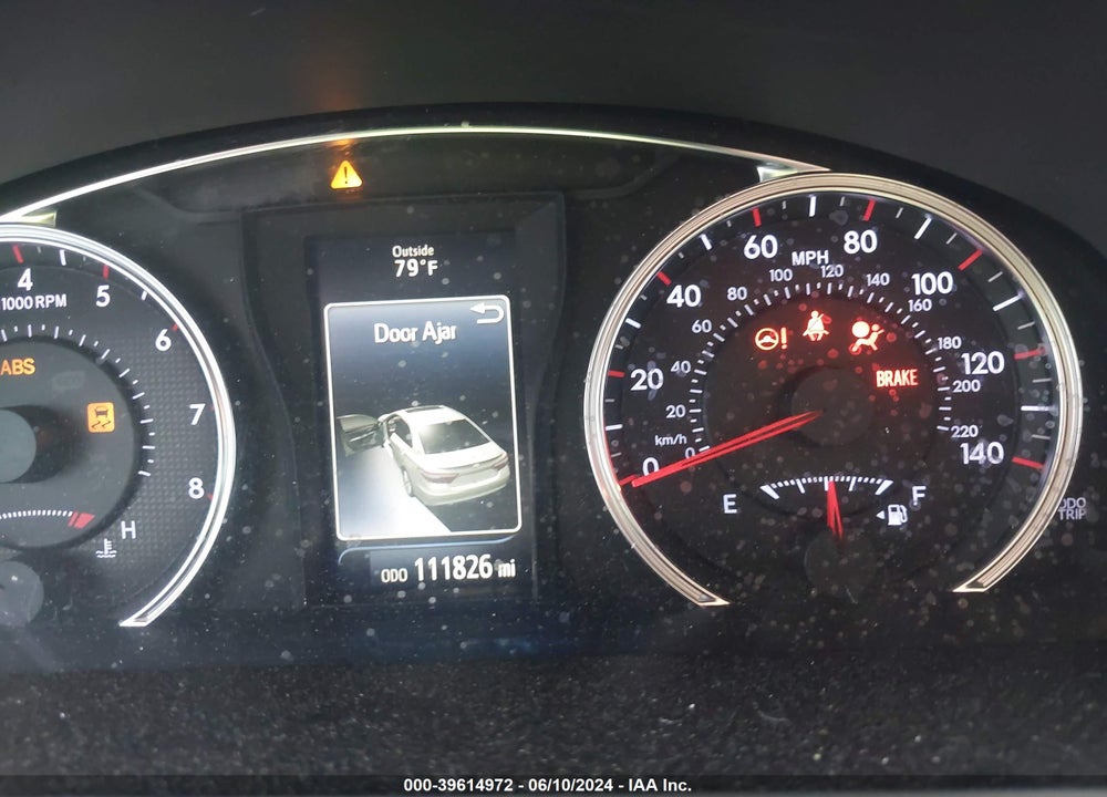2015 TOYOTA CAMRY SE VIN: 4T1BF1FK7FU098575