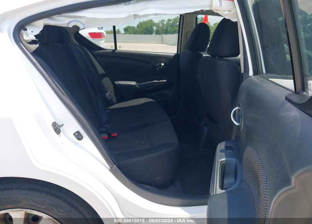 2019 NISSAN VERSA 1.6 SV VIN: 3N1CN7AP2KL859862