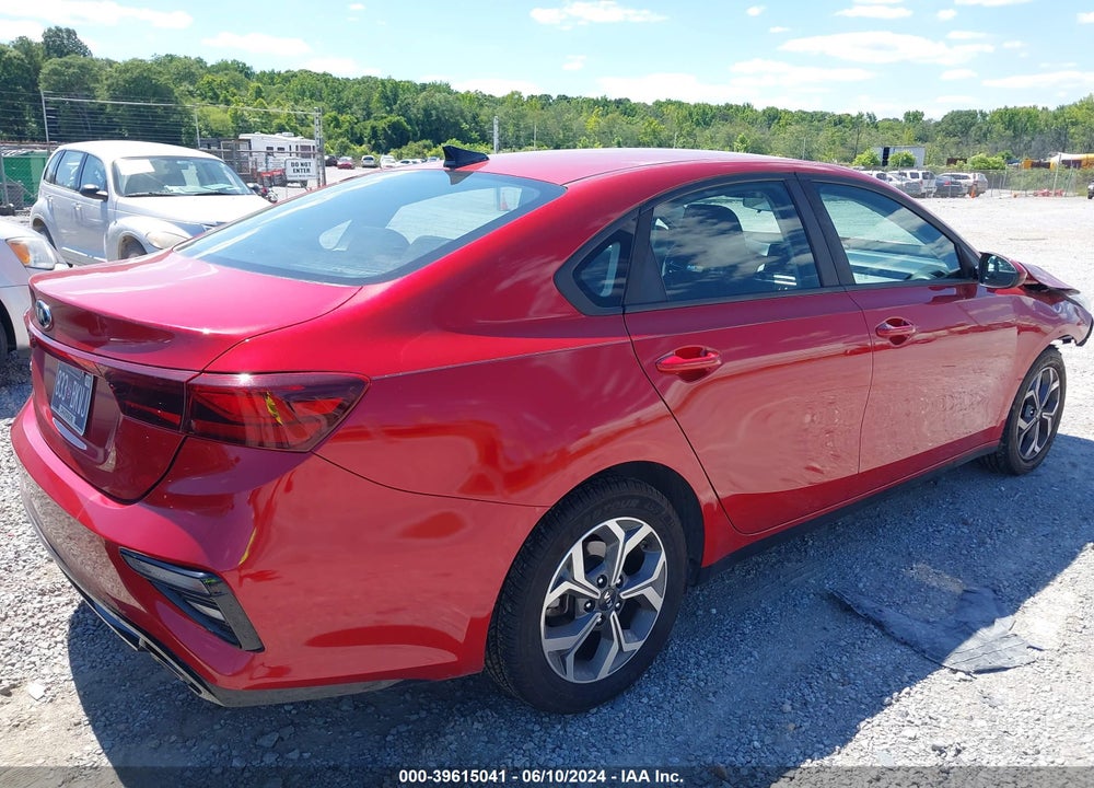2019 KIA FORTE LXS VIN: 3KPF24AD5KE011955
