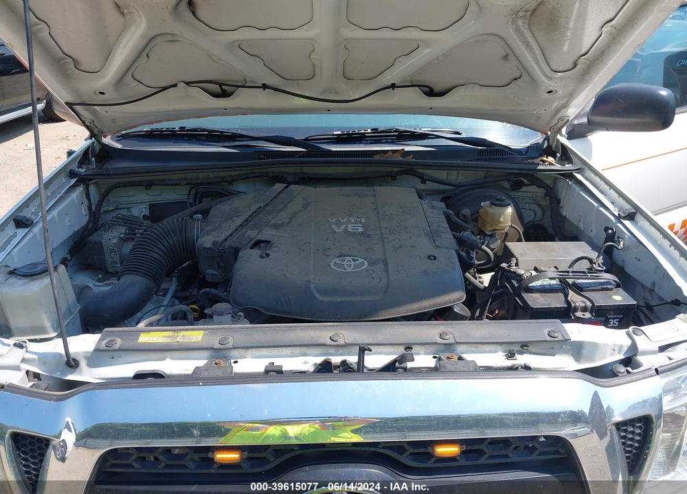 2011 TOYOTA TACOMA PRERUNNER V6 VIN: 3TMJU4GN8BM120100