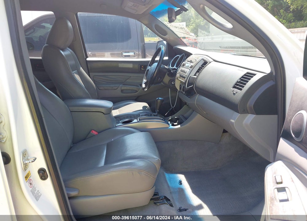 2011 TOYOTA TACOMA PRERUNNER V6 VIN: 3TMJU4GN8BM120100