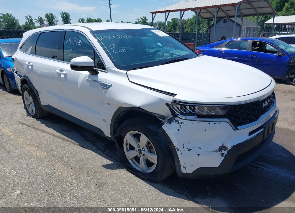 2022 KIA SORENTO LX VIN: 5XYRGDLC6NG079921
