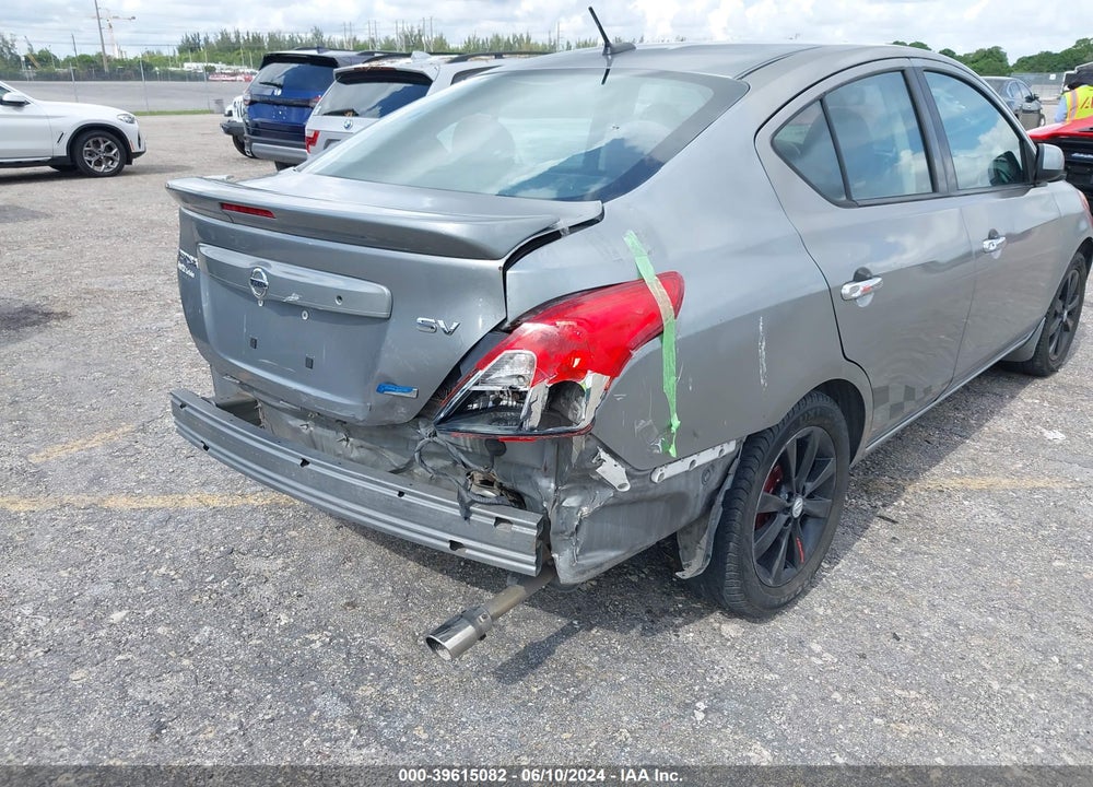 2014 NISSAN VERSA 1.6 SL VIN: 3N1CN7AP0EL810759