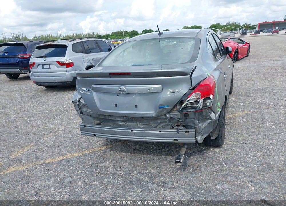 2014 NISSAN VERSA 1.6 SL VIN: 3N1CN7AP0EL810759