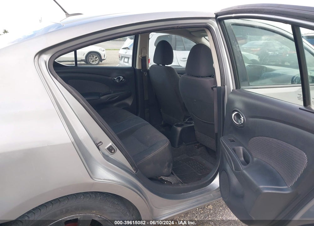 2014 NISSAN VERSA 1.6 SL VIN: 3N1CN7AP0EL810759