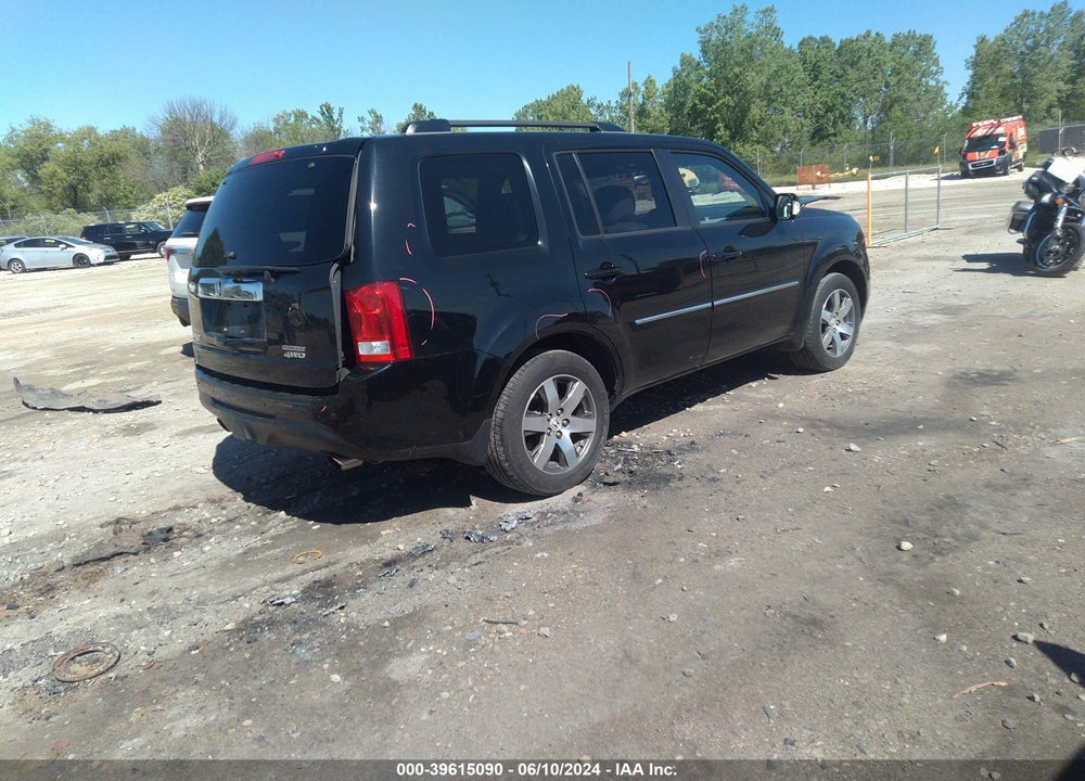 2012 HONDA PILOT TOURING VIN: 5FNYF4H97CB011062