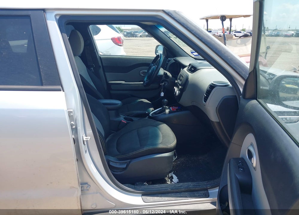 2015 KIA SOUL VIN: KNDJP3A53F7782211
