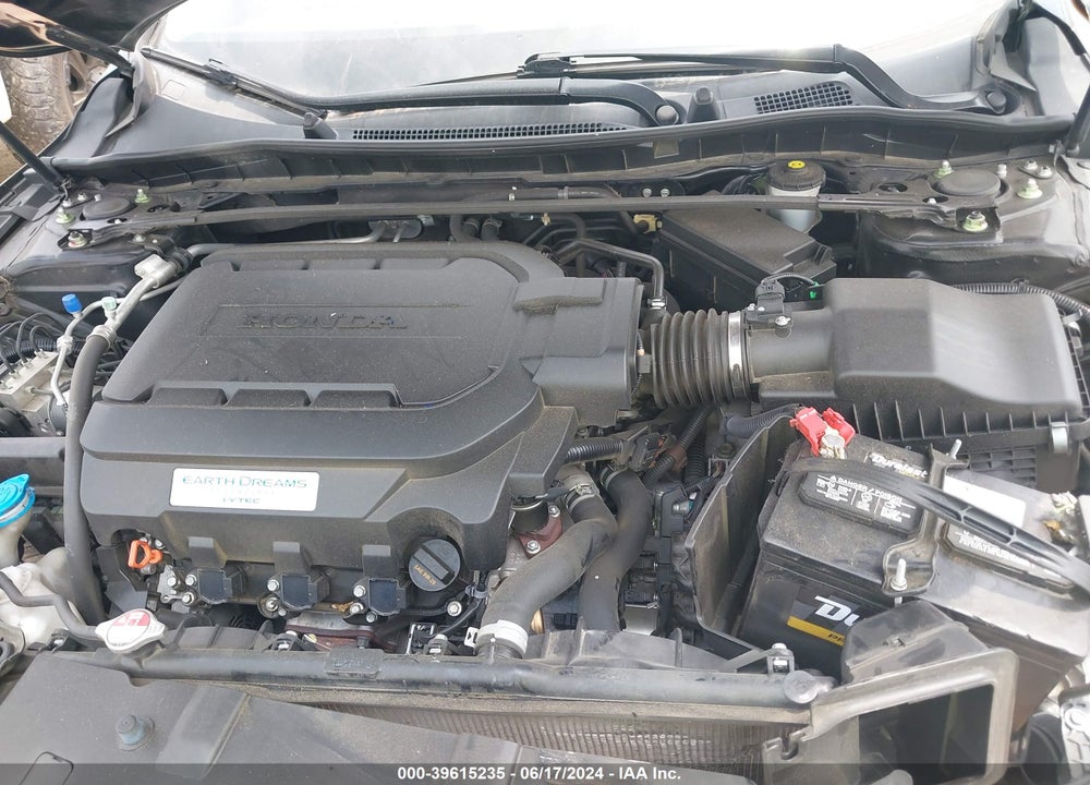 2016 HONDA ACCORD TOURING VIN: 1HGCR3F92GA023683