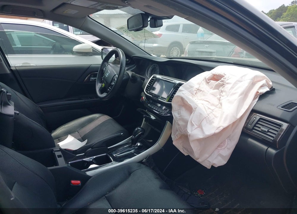 2016 HONDA ACCORD TOURING VIN: 1HGCR3F92GA023683
