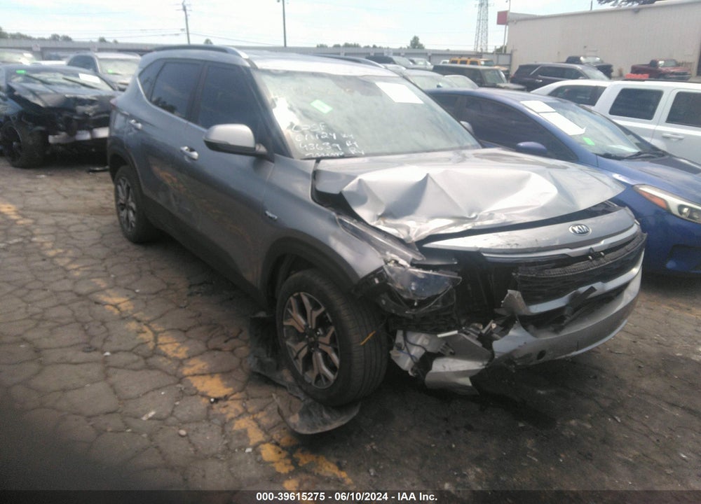 2021 KIA SELTOS EX VIN: KNDERCAA7M7207342