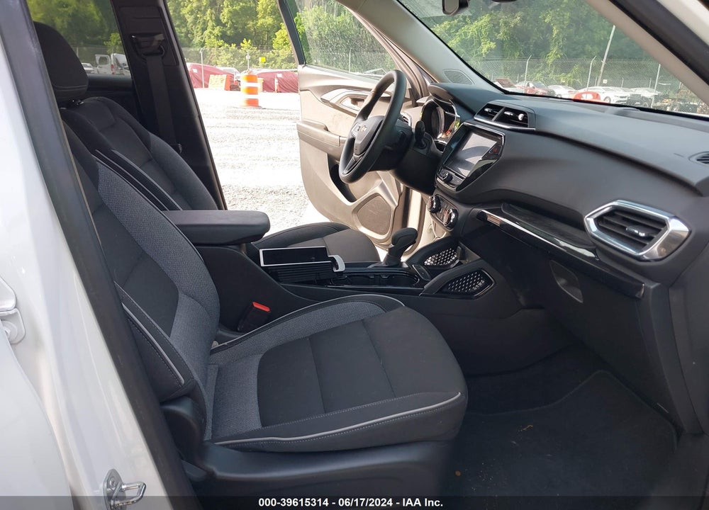 2022 CHEVROLET TRAILBLAZER FWD LT VIN: KL79MPS29NB109648