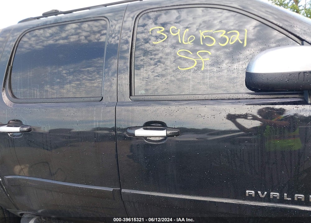 2007 CHEVROLET AVALANCHE 1500 LT VIN: 3GNFK12357G292887