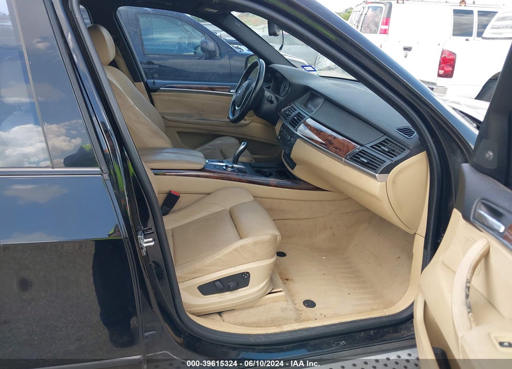 2008 BMW X5 4.8I VIN: 5UXFE83588LZ47197
