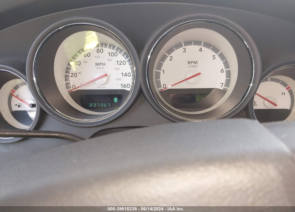 2010 DODGE CHARGER VIN: 2B3AA4CV0AH113753