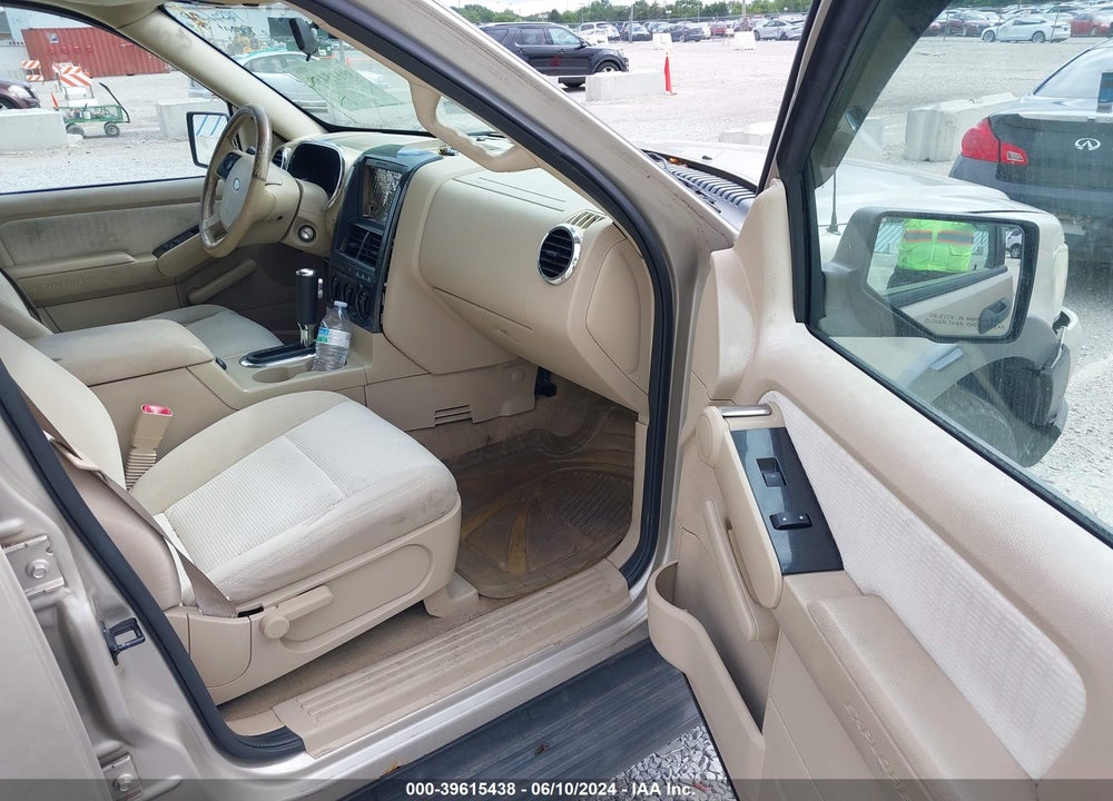 2006 FORD EXPLORER XLT VIN: 1FMEU73E76UA70957