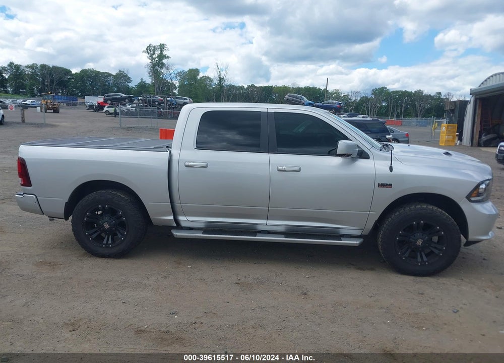 2017 RAM 1500 NIGHT 4X4 5'7 BOX VIN: 1C6RR7MT7HS858678