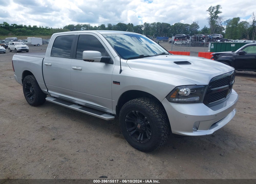 2017 RAM 1500 NIGHT 4X4 5'7 BOX VIN: 1C6RR7MT7HS858678