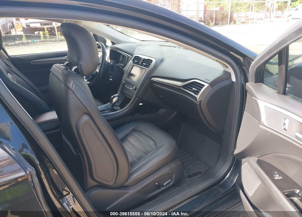 2013 FORD FUSION SE VIN: 3FA6P0HR9DR330370