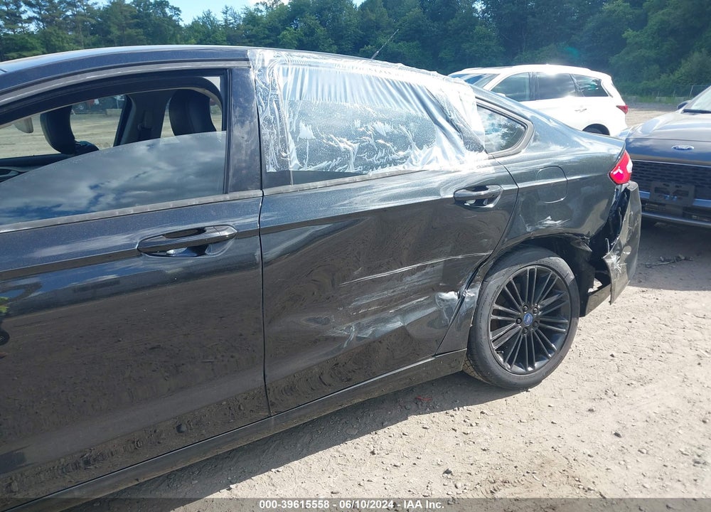 2013 FORD FUSION SE VIN: 3FA6P0HR9DR330370