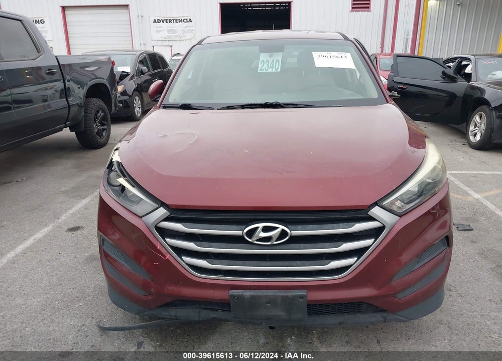 2018 HYUNDAI TUCSON SE VIN: KM8J23A42JU610165