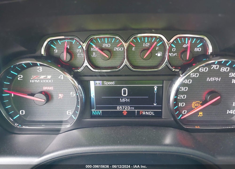 2018 CHEVROLET SILVERADO 1500 2LT VIN: 3GCUKREC7JG343209