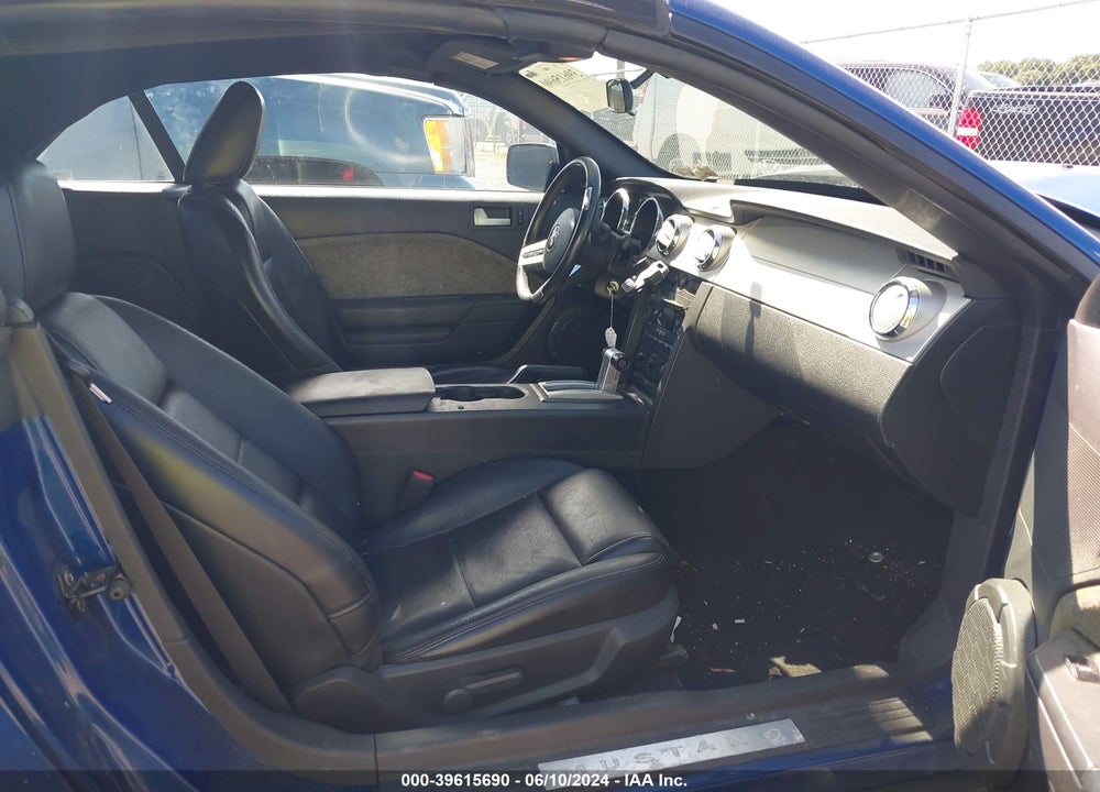 2007 FORD MUSTANG V6 DELUXE/V6 PREMIUM VIN: 1ZVFT84N775327592