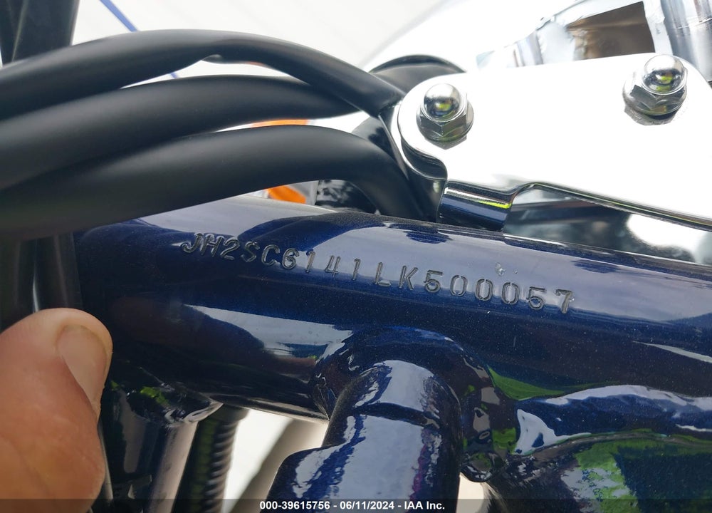 2020 HONDA VT1300 CX VIN: JH2SC6141LK500057