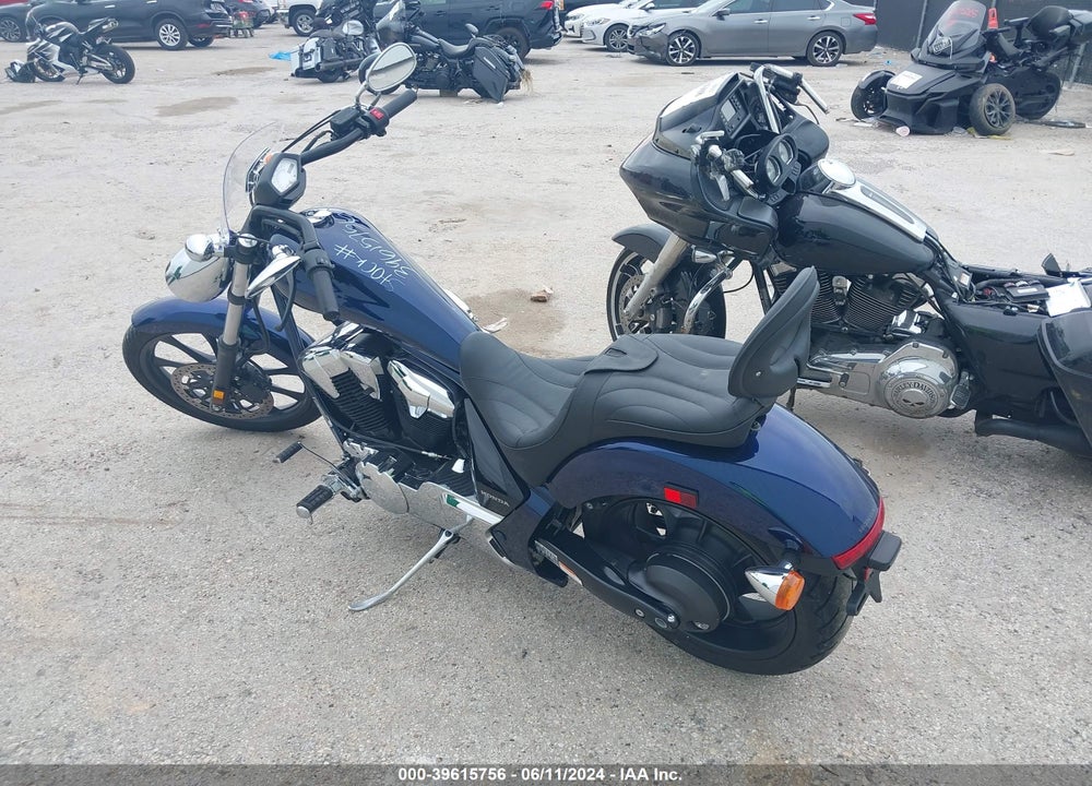 2020 HONDA VT1300 CX VIN: JH2SC6141LK500057