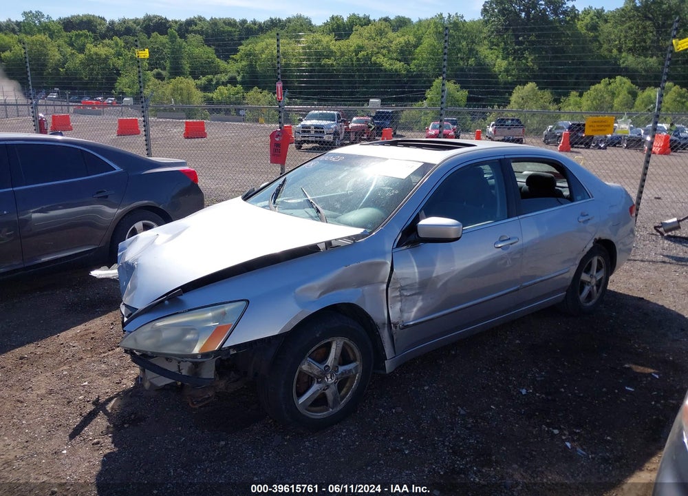 2004 HONDA ACCORD 2.4 EX VIN: 1HGCM56684A105137