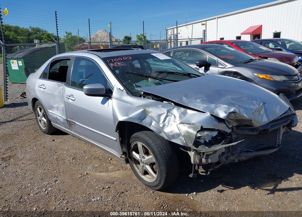 2004 HONDA ACCORD 2.4 EX VIN: 1HGCM56684A105137