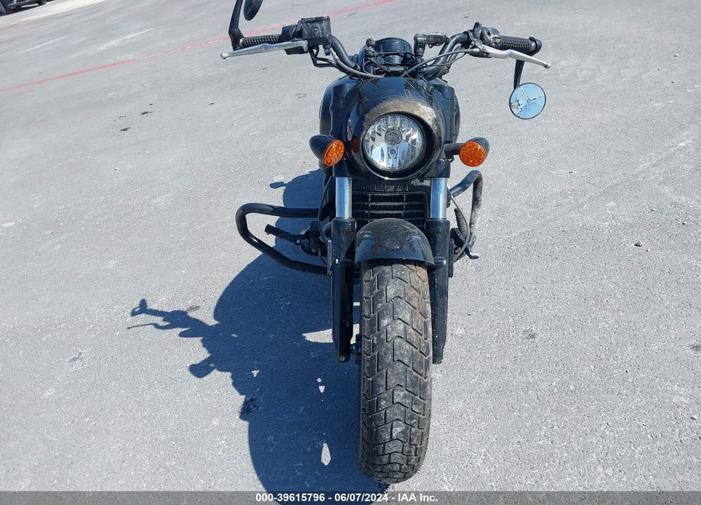 2023 INDIAN MOTORCYCLE CO. SCOUT BOBBER VIN: 56KMTB005P3192328
