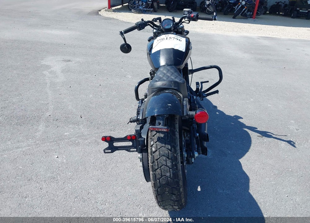 2023 INDIAN MOTORCYCLE CO. SCOUT BOBBER VIN: 56KMTB005P3192328