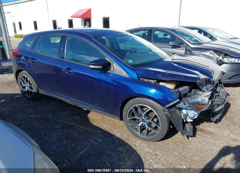 2017 FORD FOCUS SEL VIN: 1FADP3M21HL298536