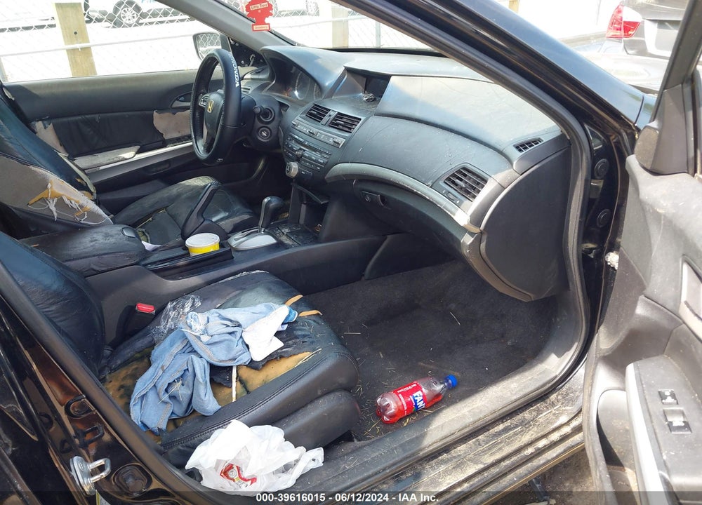 2010 HONDA ACCORD 2.4 EX-L VIN: 1HGCP2F88AA008989