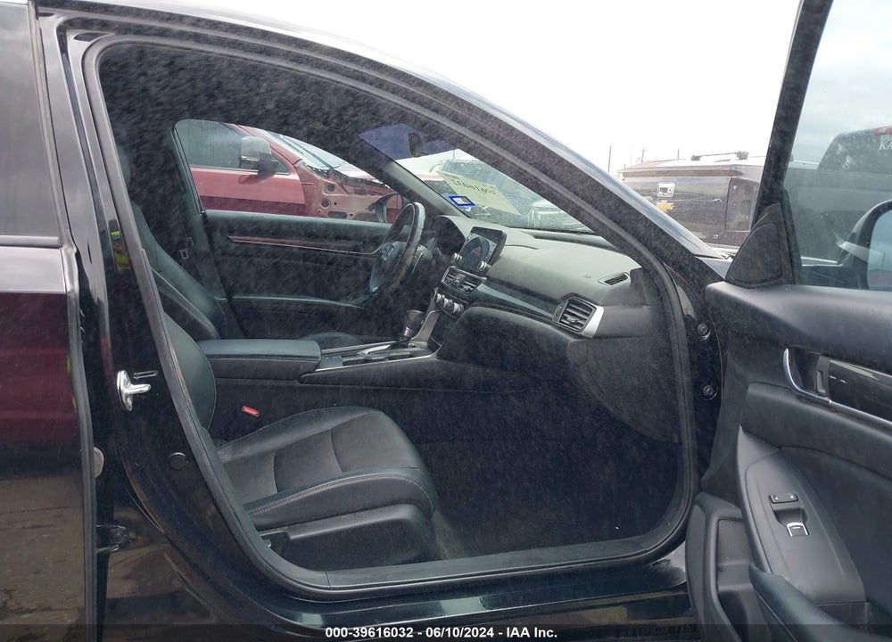2018 HONDA ACCORD SPORT VIN: 1HGCV1F38JA205200