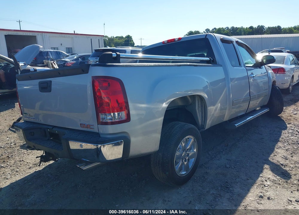 2011 GMC SIERRA 1500 SLE VIN: 1GTR1VE00BZ240934