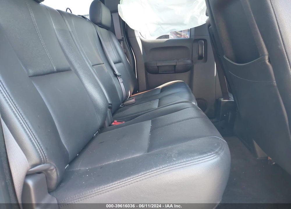 2011 GMC SIERRA 1500 SLE VIN: 1GTR1VE00BZ240934