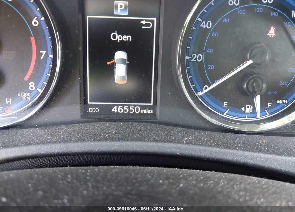 2019 TOYOTA COROLLA SE VIN: 2T1BURHE2KC165221