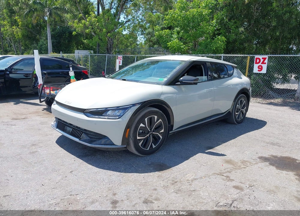2022 KIA EV6 WIND VIN: KNDC34LA5N5080910